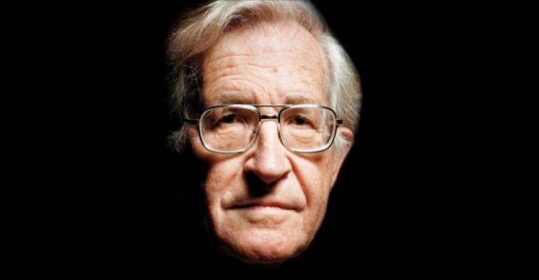 Noam Chomsky – Mantenir la població obedient