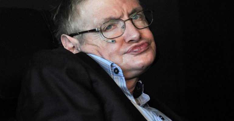 Stephen Hawking – No us discapaciteu l’esperit