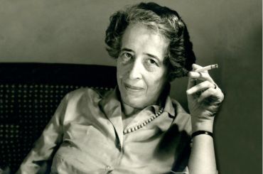 Hannah Arendt – El menyspreu i el riure per derrotar l’autoritat