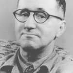 Bertolt Brecht – Qui no comparteix la batalla, compartirà la derrota